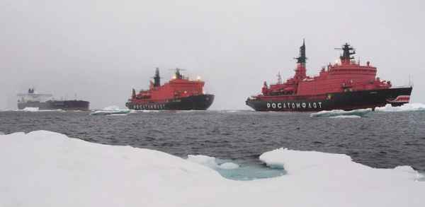 Россия не намерена сдавать Арктику