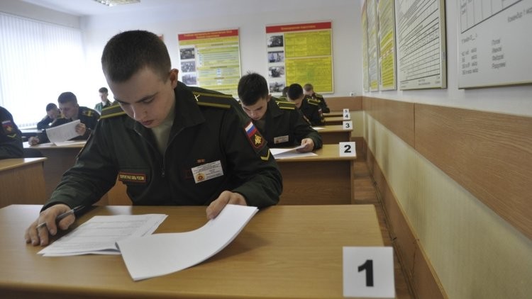 In Russia may again revive the Military Political Academy
