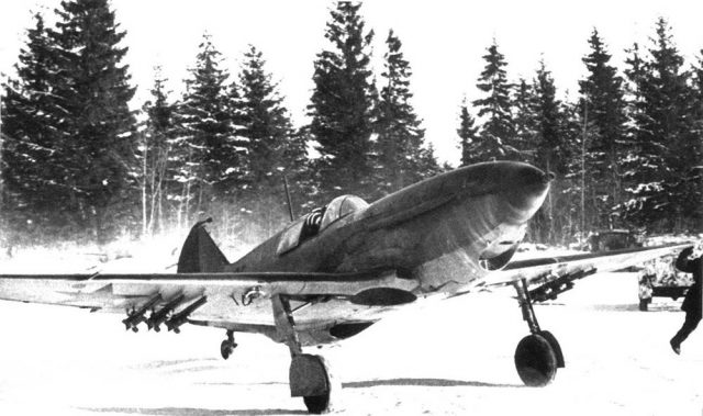 combat aircraft: Lagg-3 fighter 