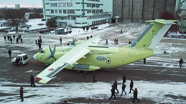 Гадкий утёнок Ил-112В