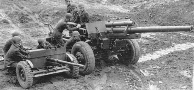 Armes de la Seconde Guerre mondiale: canons antichars de la période initiale 