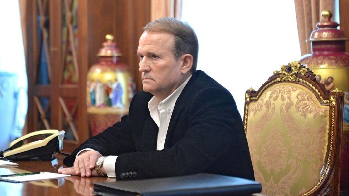 Уход Медведчука из переговоров с РФ в Совфеде объяснили "скрытыми причинами"