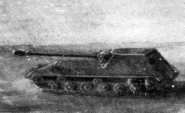 САУ "Объект 704" -  changeur tardif ISU-152 