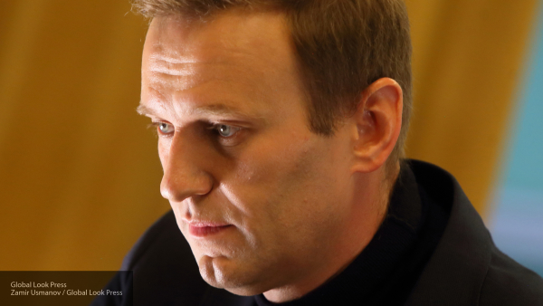 Милостыня или отмывание отмывание преступных доходов? Доходы Навального проверят