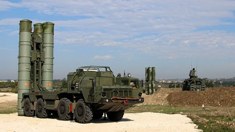 S-300 and S-400 in the framework of a sudden inspection moved to protect gosobektov