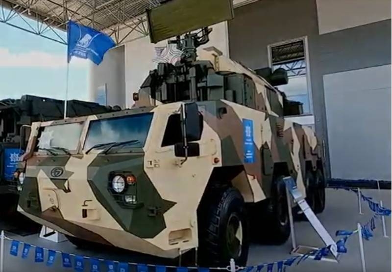 Колёсное шасси БМ 9А331М для "Тор-М2" представлено на форуме "Армия-2019"