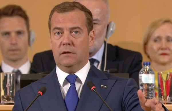 medvedev: future - for a four-day working week