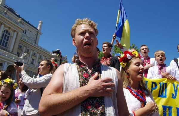 patriots of Ukraine - the fewer, the country easier
