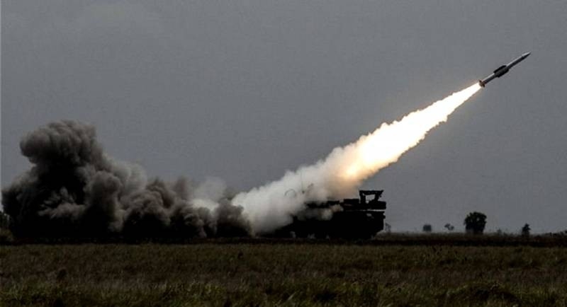 В попытке дать фору С-300 и «Буку-М3». Секреты белорусской зенитной ракеты 9М318