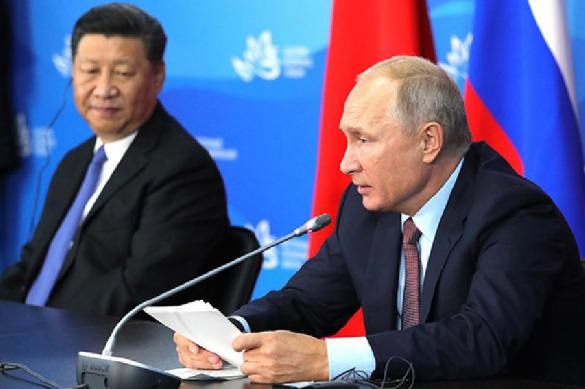 Китайские инвестиции не идут в Россию по политическим причинам - эксперт