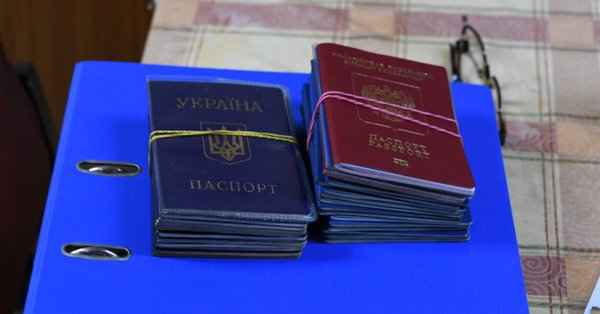El viernes, 14 Junio, паспорт гражданина РФ получат первые 30 humano.