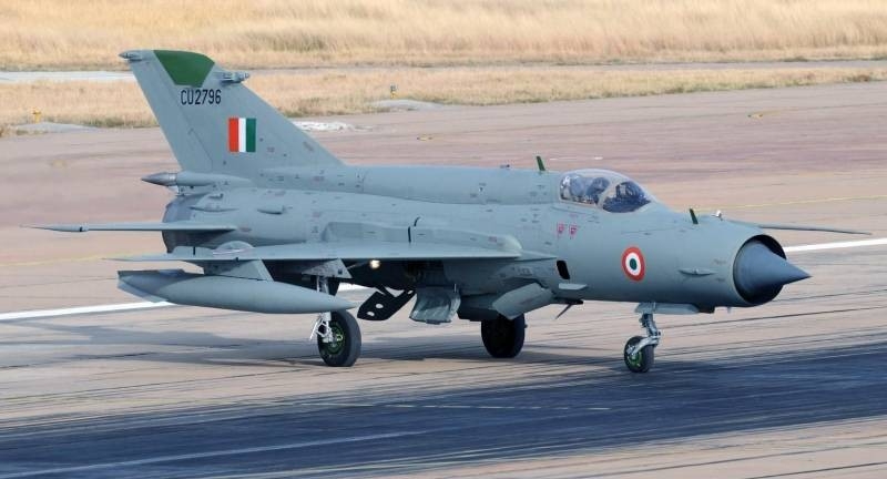 Air battle 27 February 2019 year over Kashmir. more questions, than answers