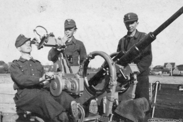 Armas de la Segunda Guerra Mundial: artillería antiaérea de pequeño calibre 