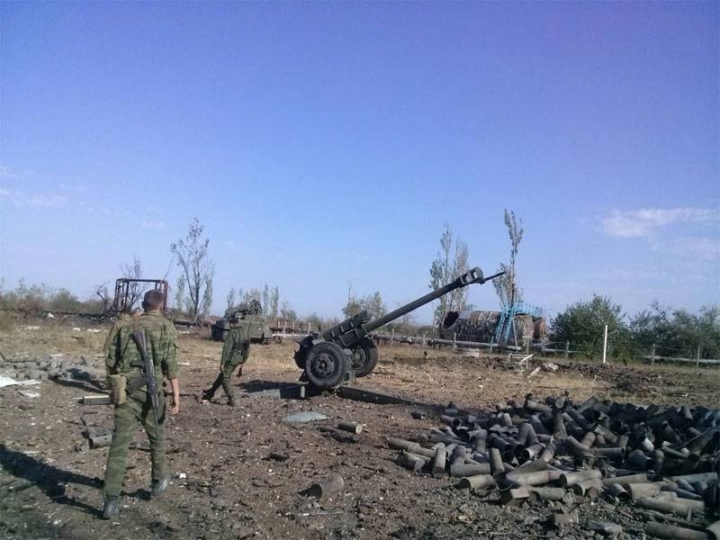 There were photos of the Lugansk airport in the first days after the end of fighting