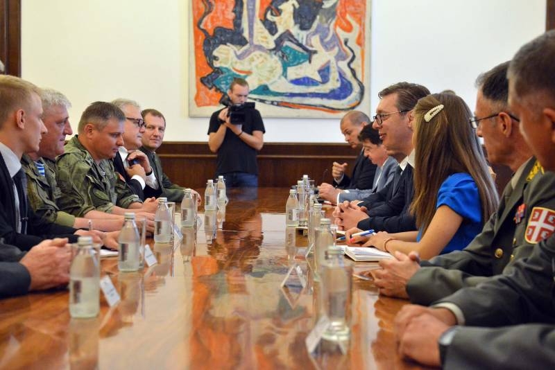 Vucic: Serbia will maintain military neutrality