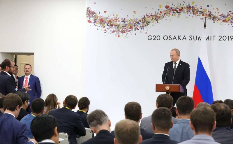 Poutine: Украина сама признала факт провокации в Керченском проливе
