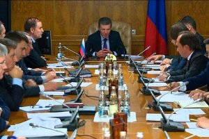 Donbass entropy: republics of the infrastructure can be ordered to live long