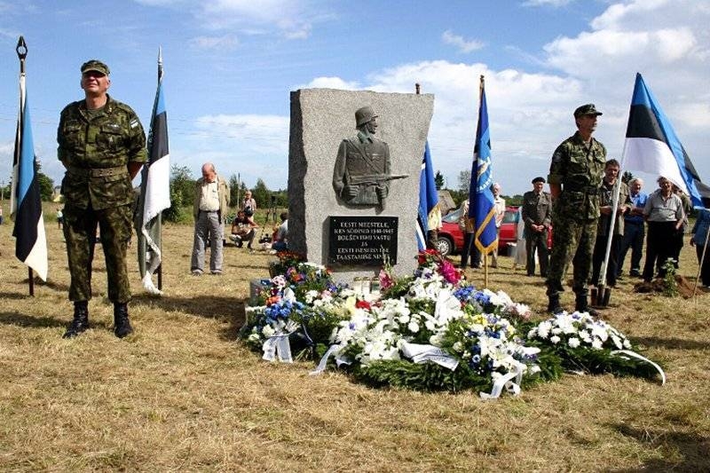 In Estonia, once again trying to restore the monument to the soldiers of the SS