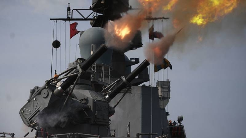 На военно-морском салоне показали отечественный ЗРАК 3М89 "Пальма"