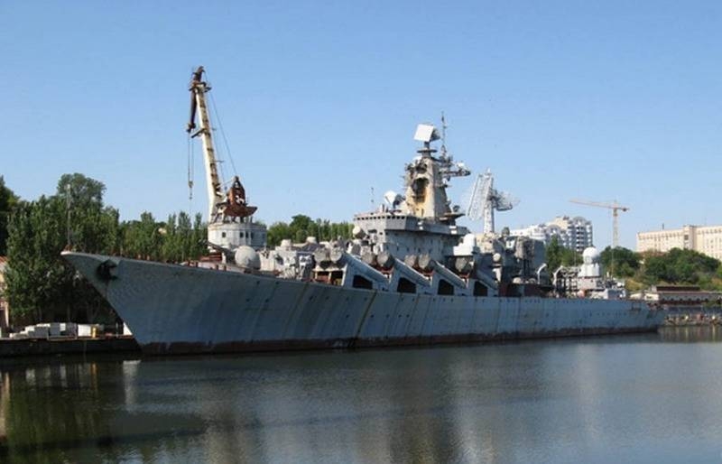 Полторак предложил Зеленскому разобрать крейсер "Украина" for parts