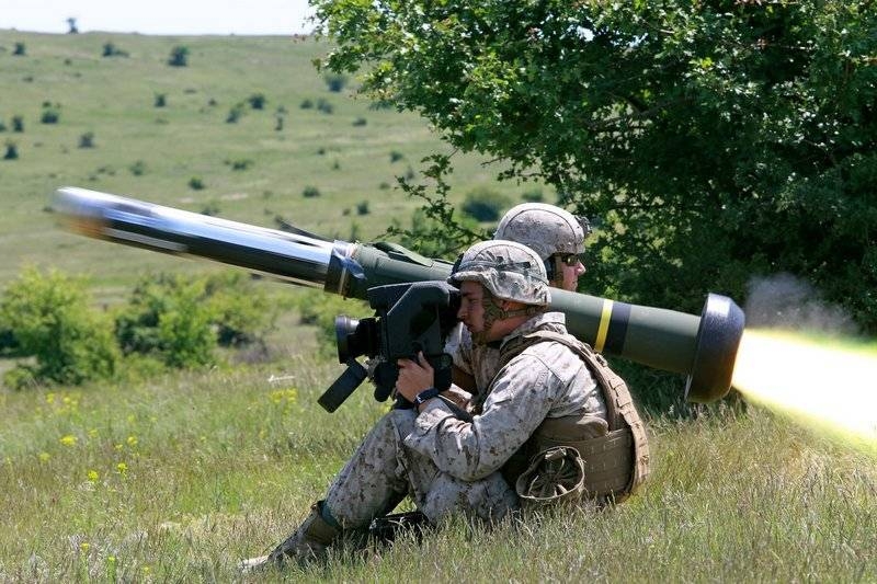 На Украине сообщили о вывозе ПТРК Javelin на территорию Польши