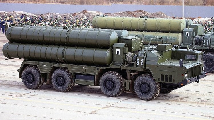Начались поставки российских ЗРК С-400 в Турцию