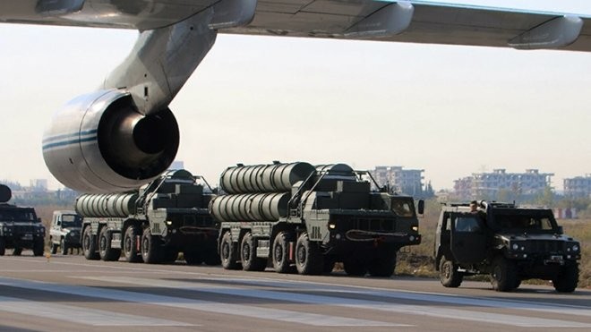 Eight aircraft with components C-400 arrived in Turkey
