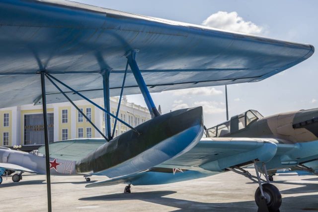 warplanes: seaplane MBR-2, «ambarchik» Berievo 