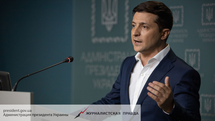 Глава делегации Украины в ПАСЕ назвал Зеленского «невеждой»