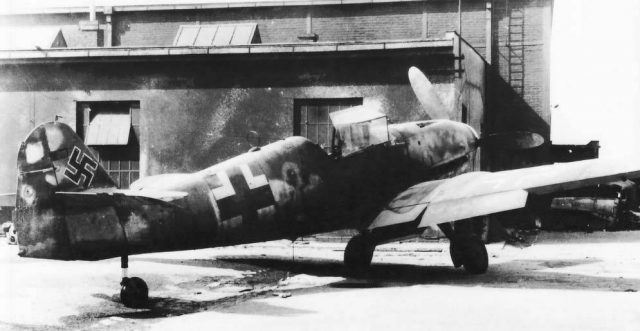 Боевые самолёты: «Мессершмитт» Bf 109 в сравнениях 