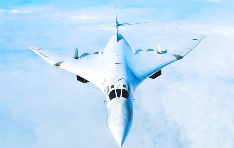 В Сети опубликовали зрелищное видео российского стратега Ту-160