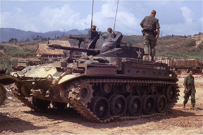 美国M42 Duster高射自行火炮 