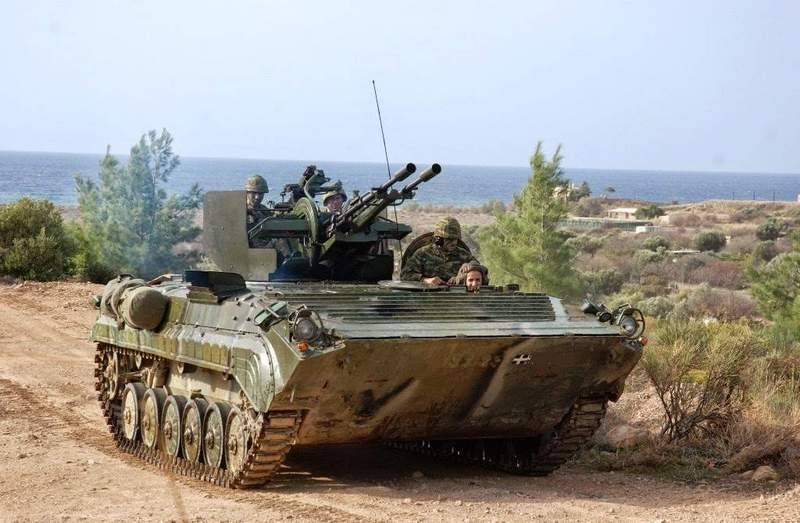 Greece put the sun in Egypt 92 BMP-1 in the presence of the army