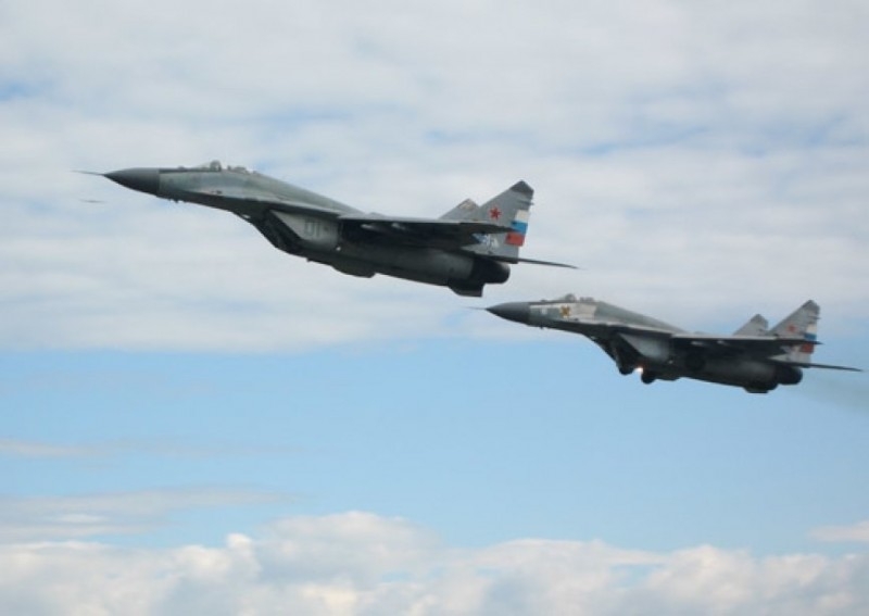 Разведку у границ РФ за неделю вели 17 летательных аппаратов