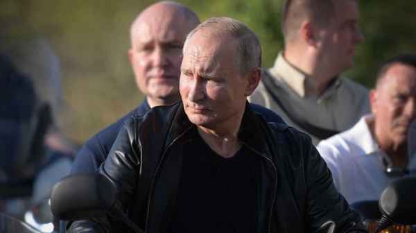 Americans have exploded because of Putin's visit to Crimea