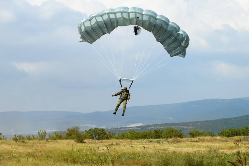 Новая парашютная система Д-14 "Шелест" для ВДВ выходит на этап испытаний