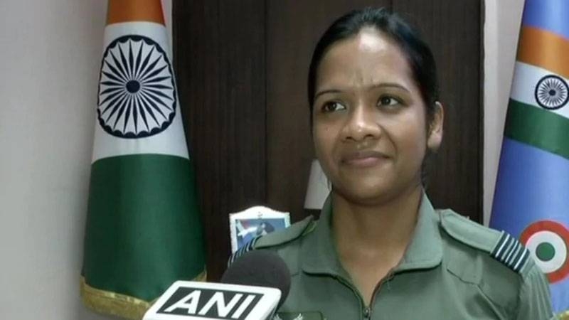 A female Air Force pilot in India: I saw, Hoping Abhinandan in MiG-21 sbil F-16 BBC Pakistan