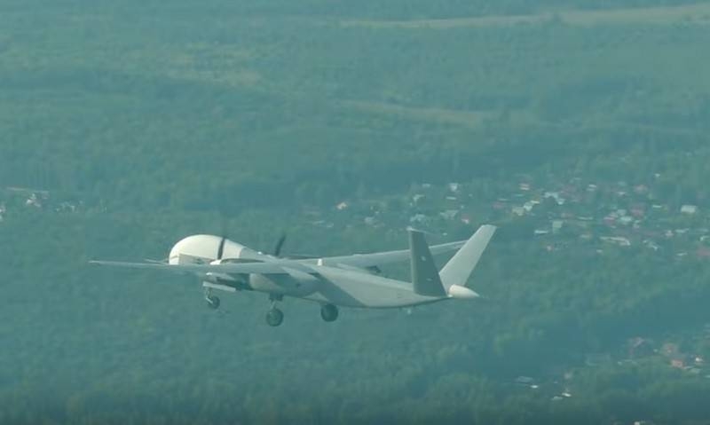 Минобороны показало полёт новейшего беспилотника "Альтиус-У"