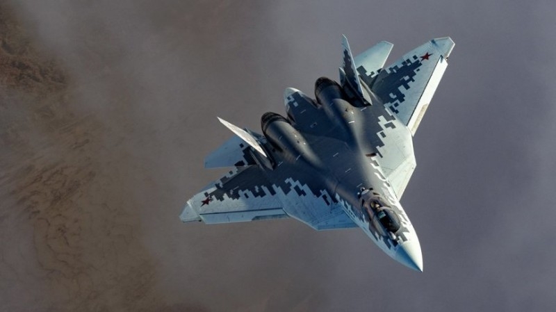«Плоский штопор» в исполнении истребителя Су-57 попал на видео