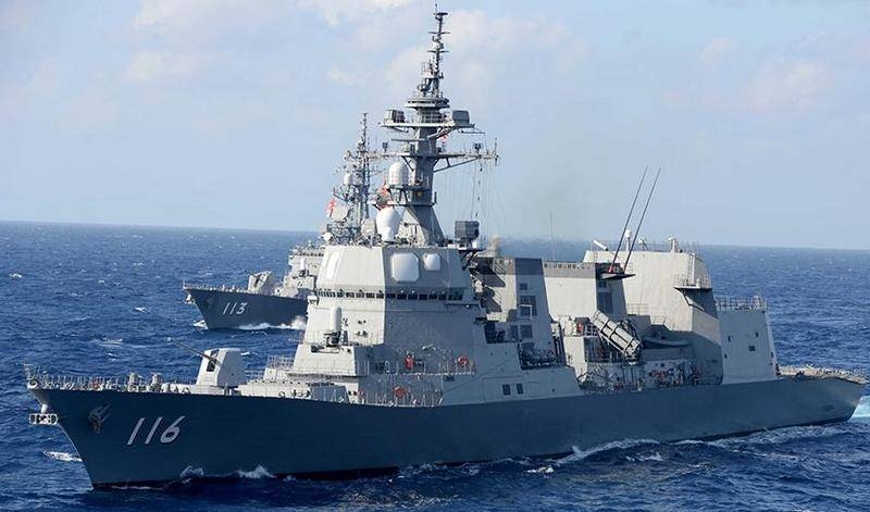 Япония может направить корабли в Оманский залив для защиты своих судов