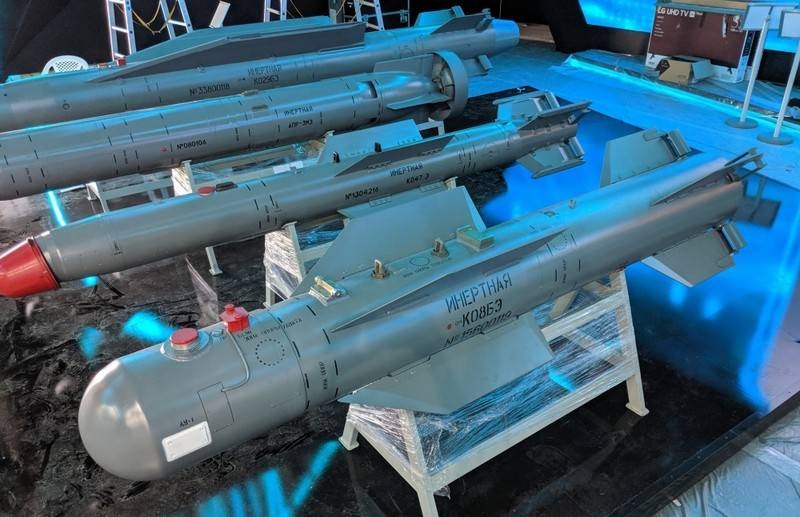 MAKS-2019 show the latest bombs and K08BE K029B