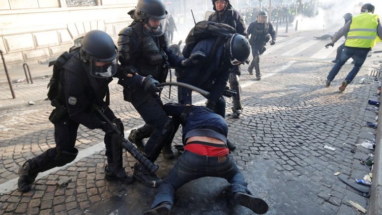 Москва объяснила Парижу права человека