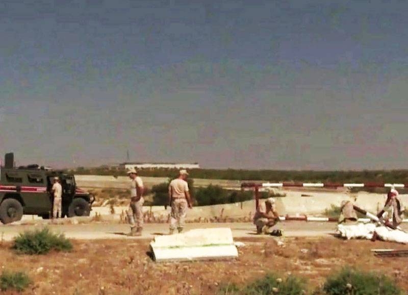 Российские военнослужащие прибыли на турецкий наблюдательный пункт в Сирии