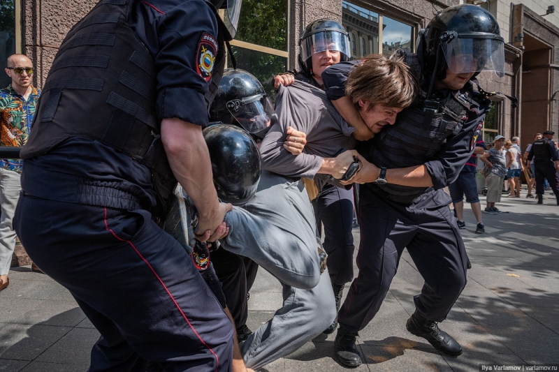The authorities responded to the ultimatum Navalny: experts on the criminal case on the riots