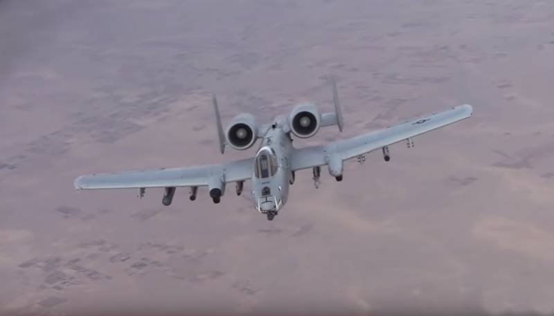 US A-10 equipped with a new wing