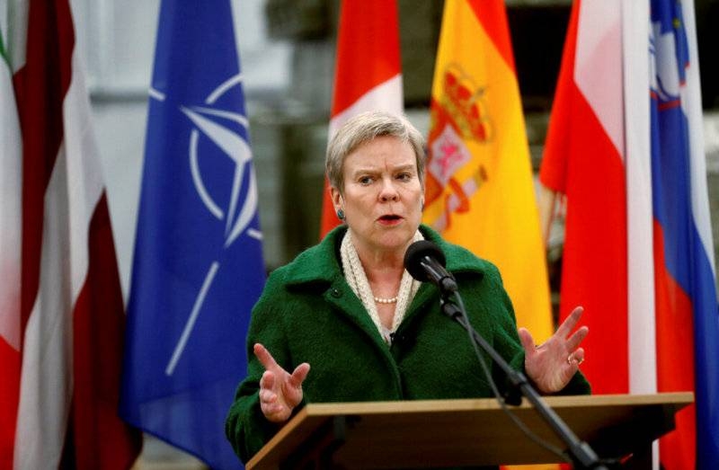 В НАТО заявили об отсутствии у США намерений размещать ракеты в Евразии