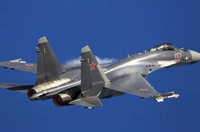 Russian fighter Su-35 made a flight to Istanbul