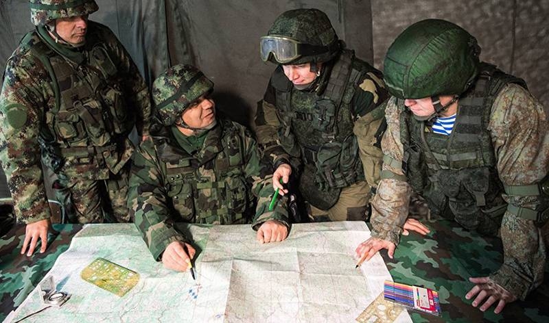 Российско-сербские тактические учения начались в Ленинградской области