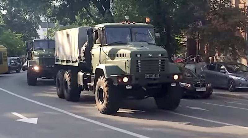 На Украине произошел взрыв в колонне военной техники