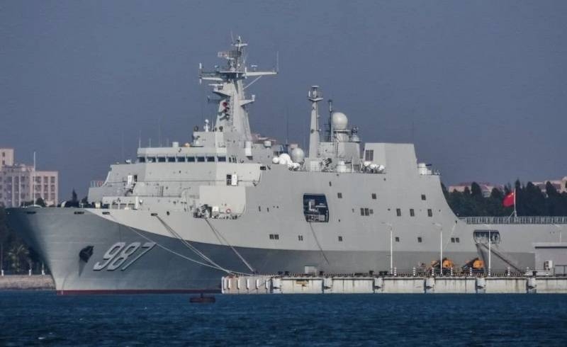 Китай построит для Таиланда десантный корабль-док проекта 071Е